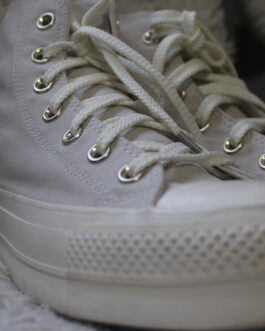 Tênis branco estilo All Star Importado