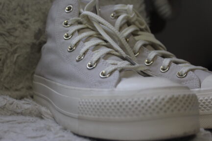 Tênis branco estilo All Star Importado - Image 2