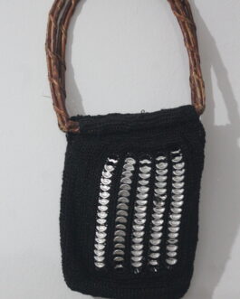 Bolsa de ombro preta linda