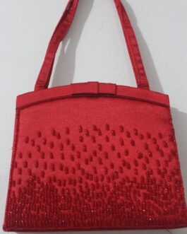 Bolsa de mão com detalhes lindos